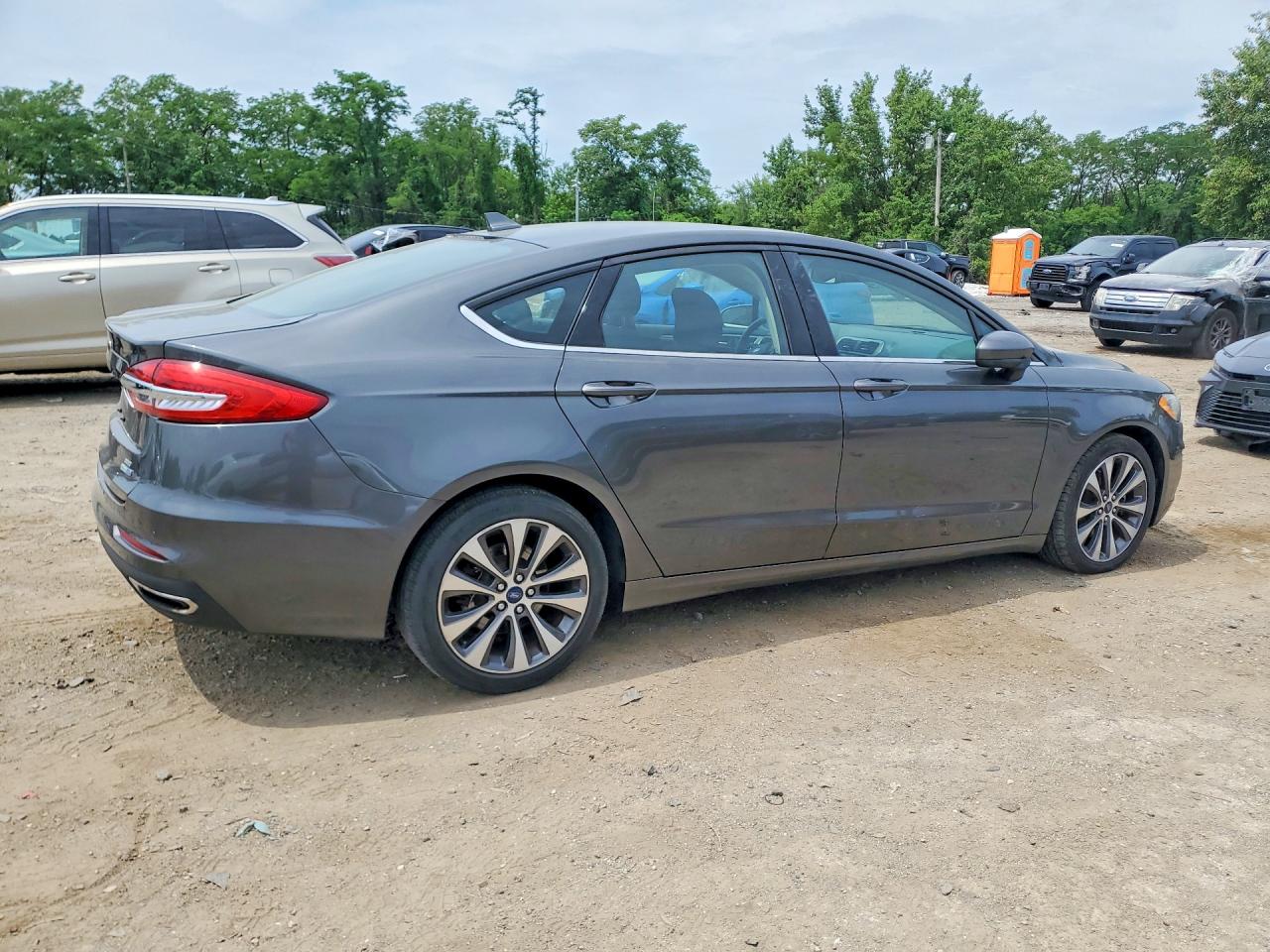 2019 FORD FUSION