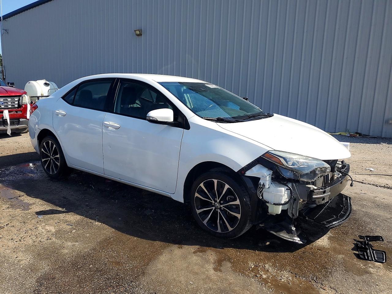 2018 TOYOTA COROLLA