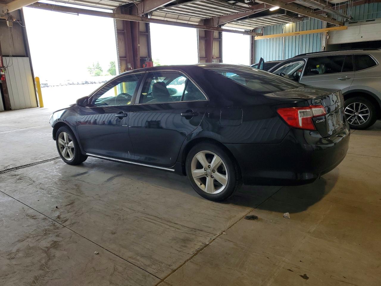 2013 TOYOTA CAMRY