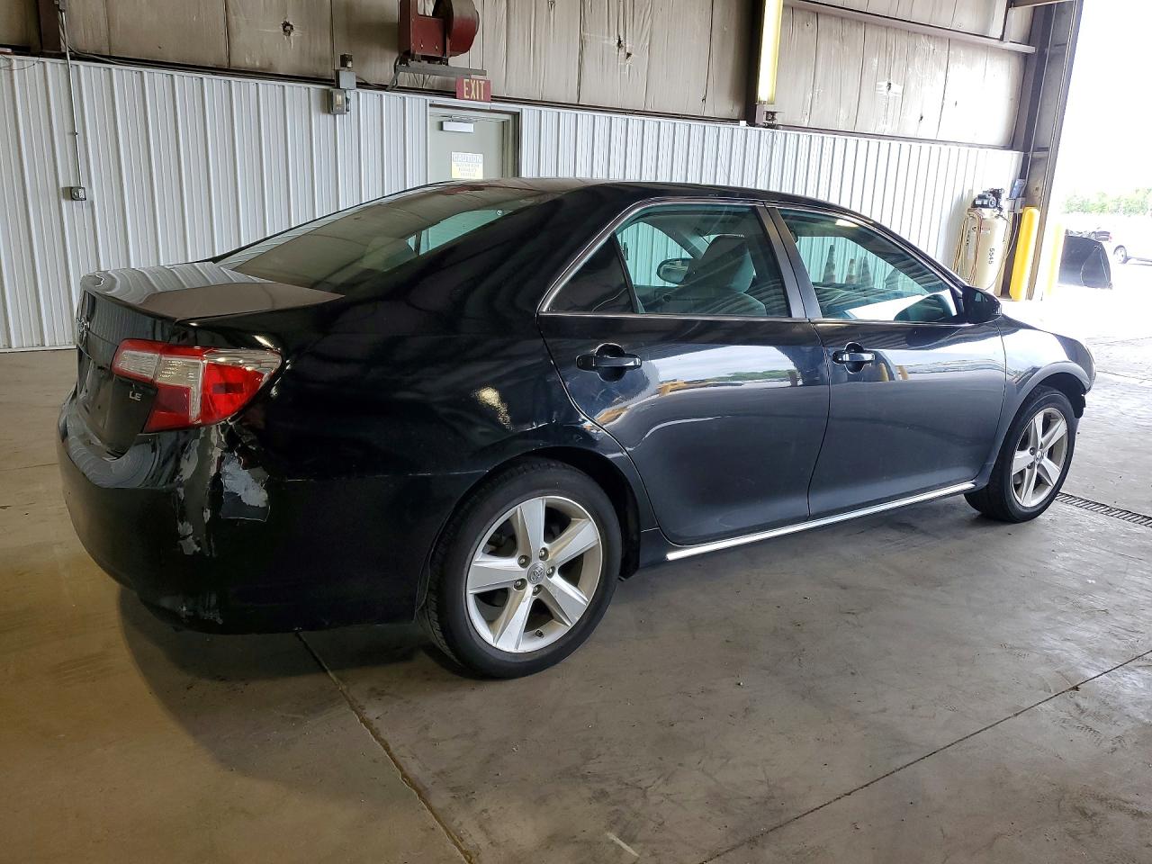 2013 TOYOTA CAMRY