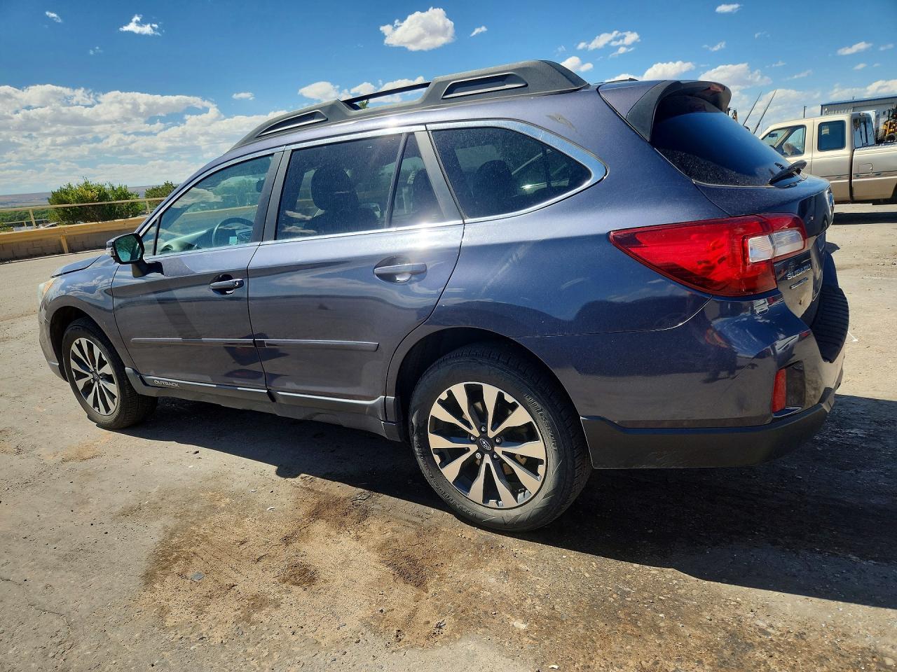 2015 SUBARU OUTBACK