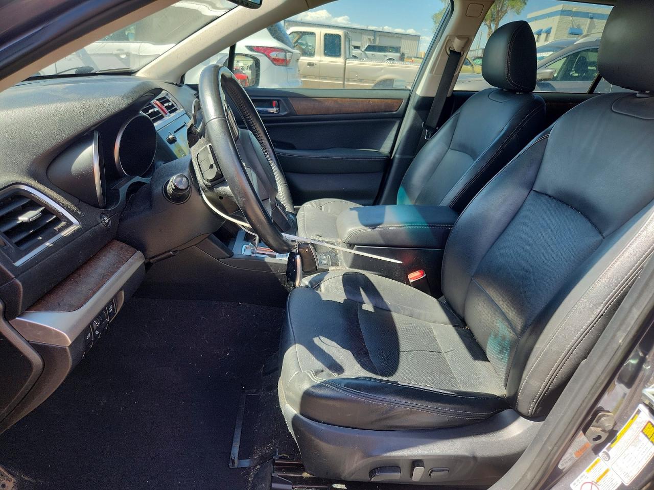 2015 SUBARU OUTBACK