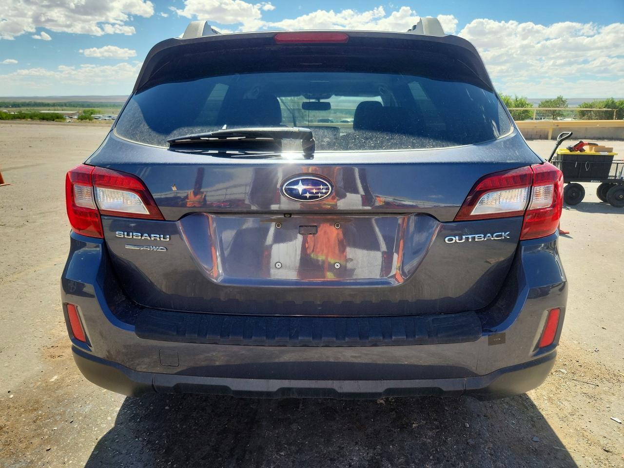 2015 SUBARU OUTBACK