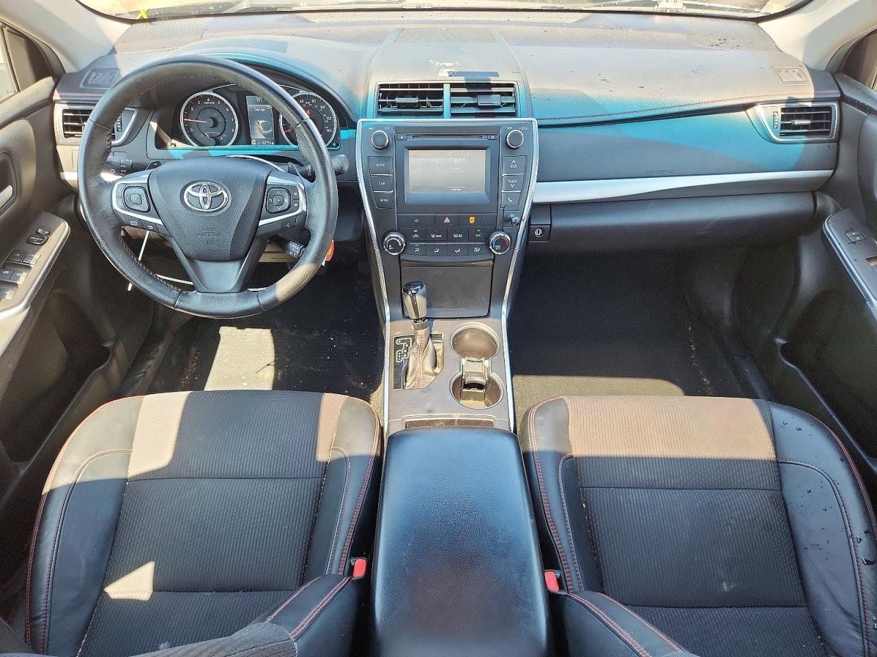 2017 TOYOTA CAMRY