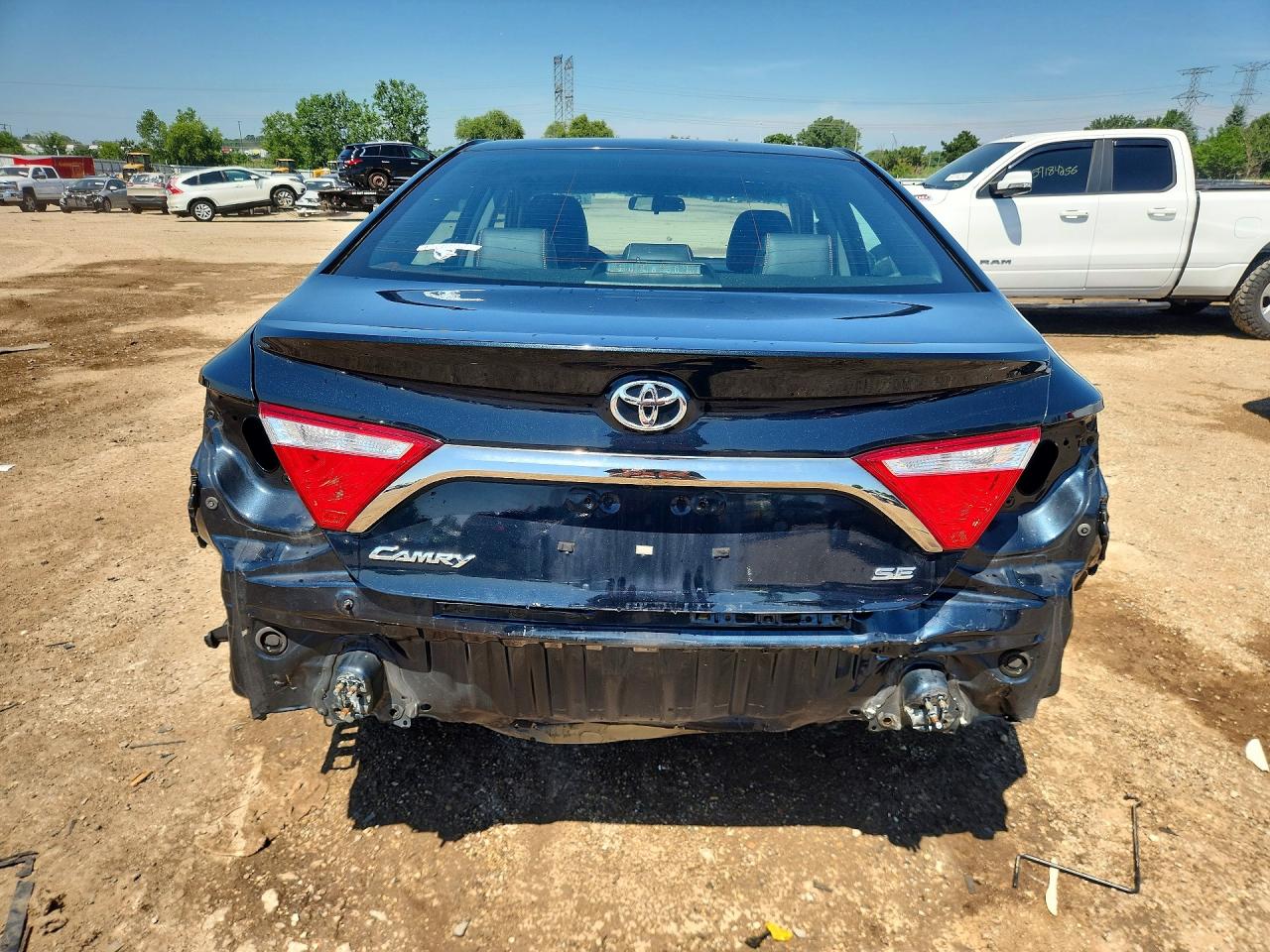 2017 TOYOTA CAMRY