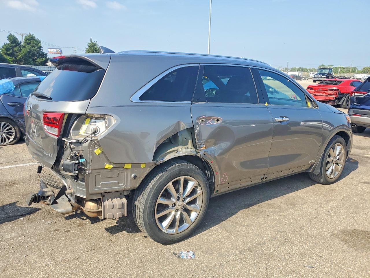 2016 KIA SORENTO