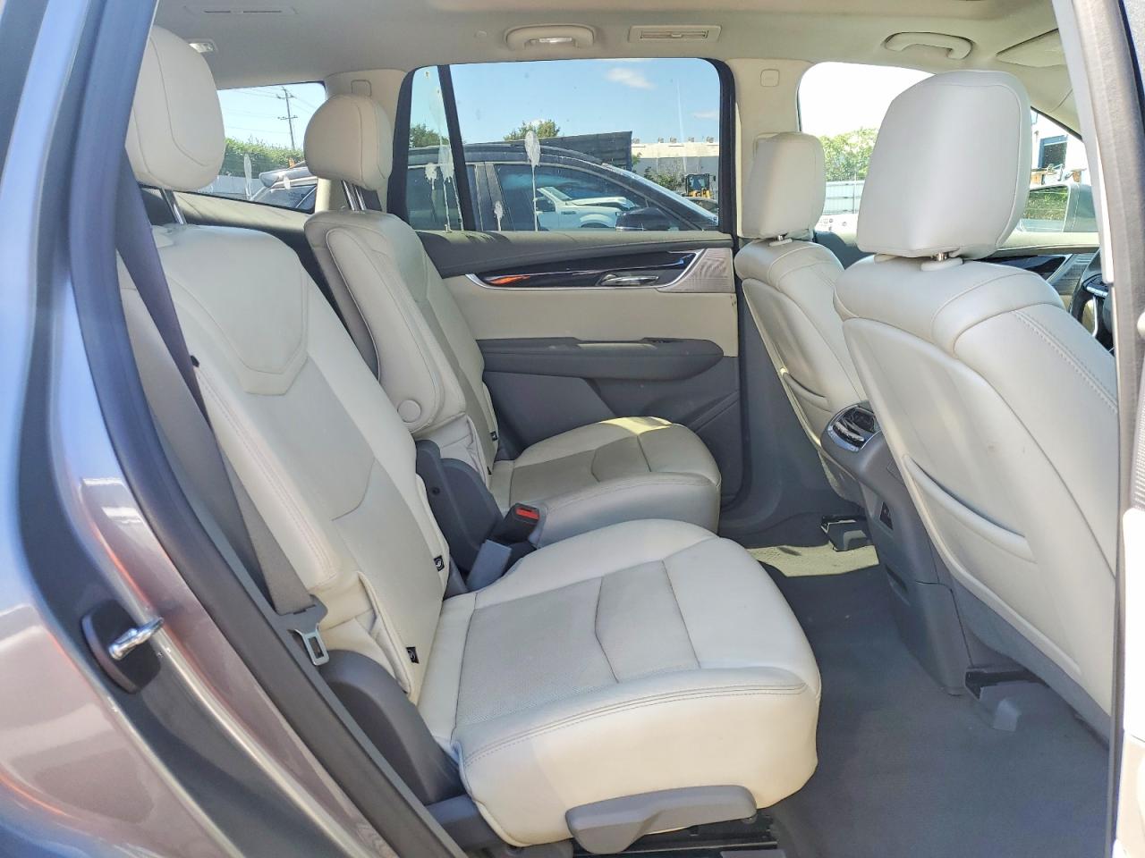 2020 CADILLAC XT6