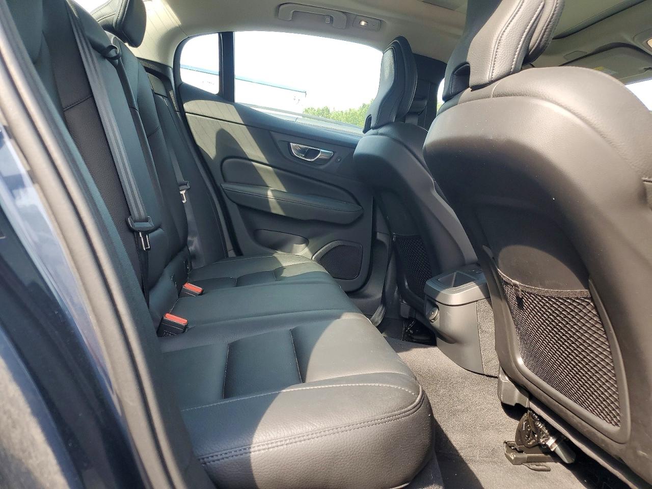 2023 VOLVO S60