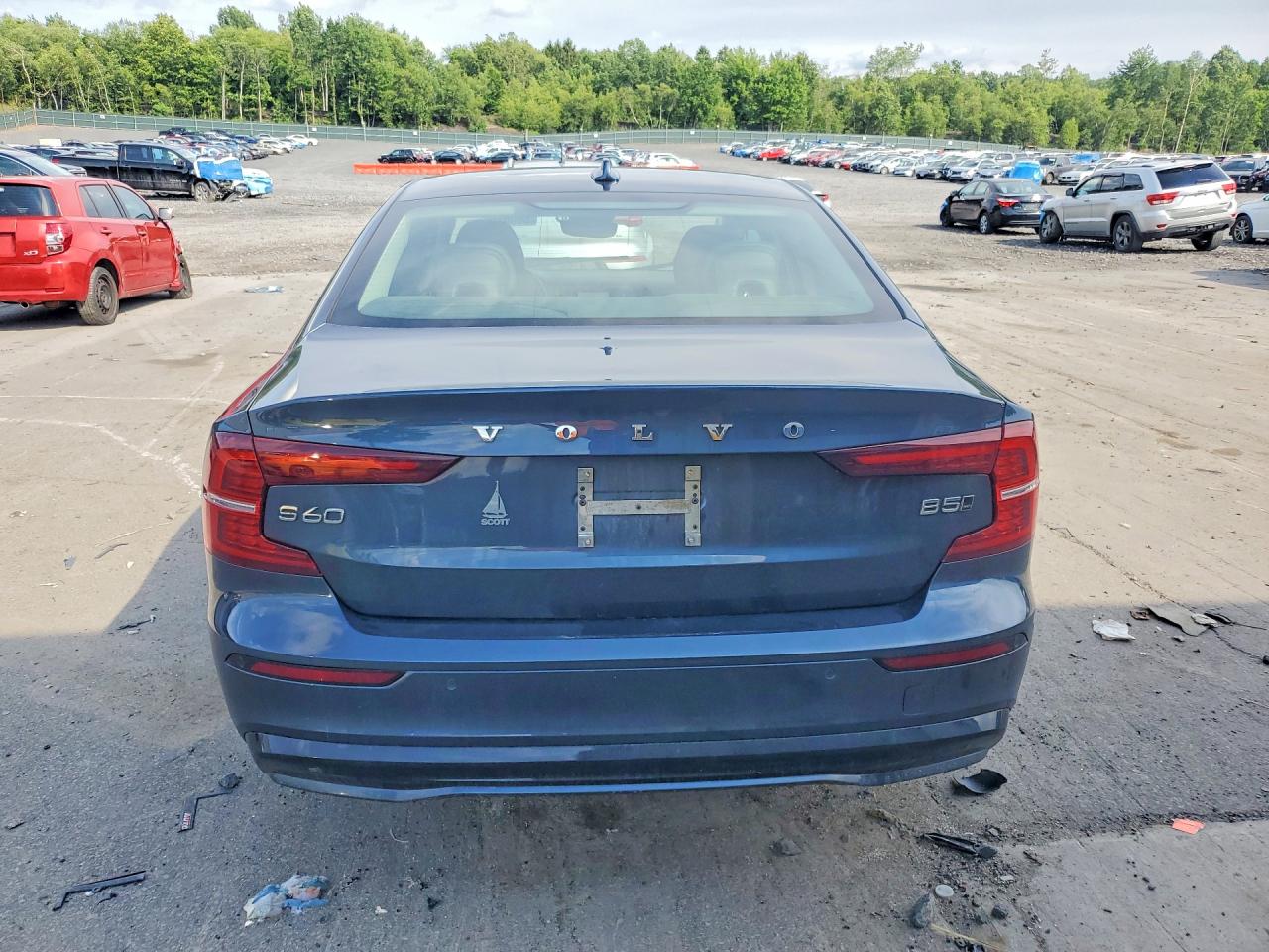2023 VOLVO S60