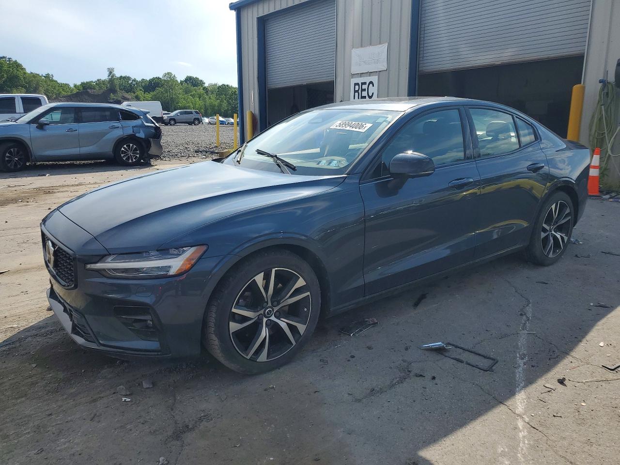 2023 VOLVO S60