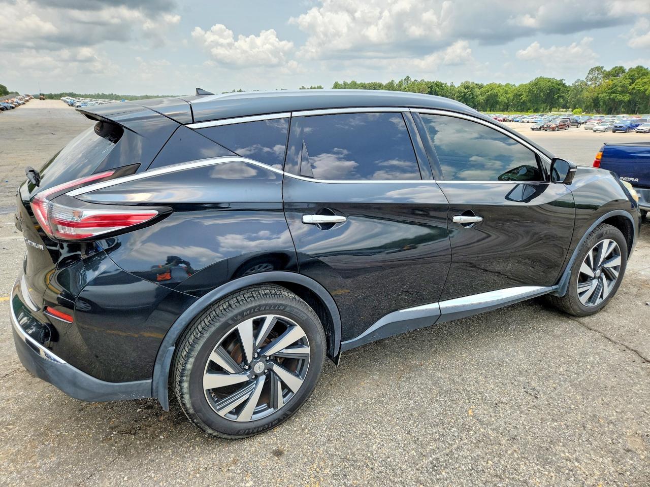 2015 NISSAN MURANO