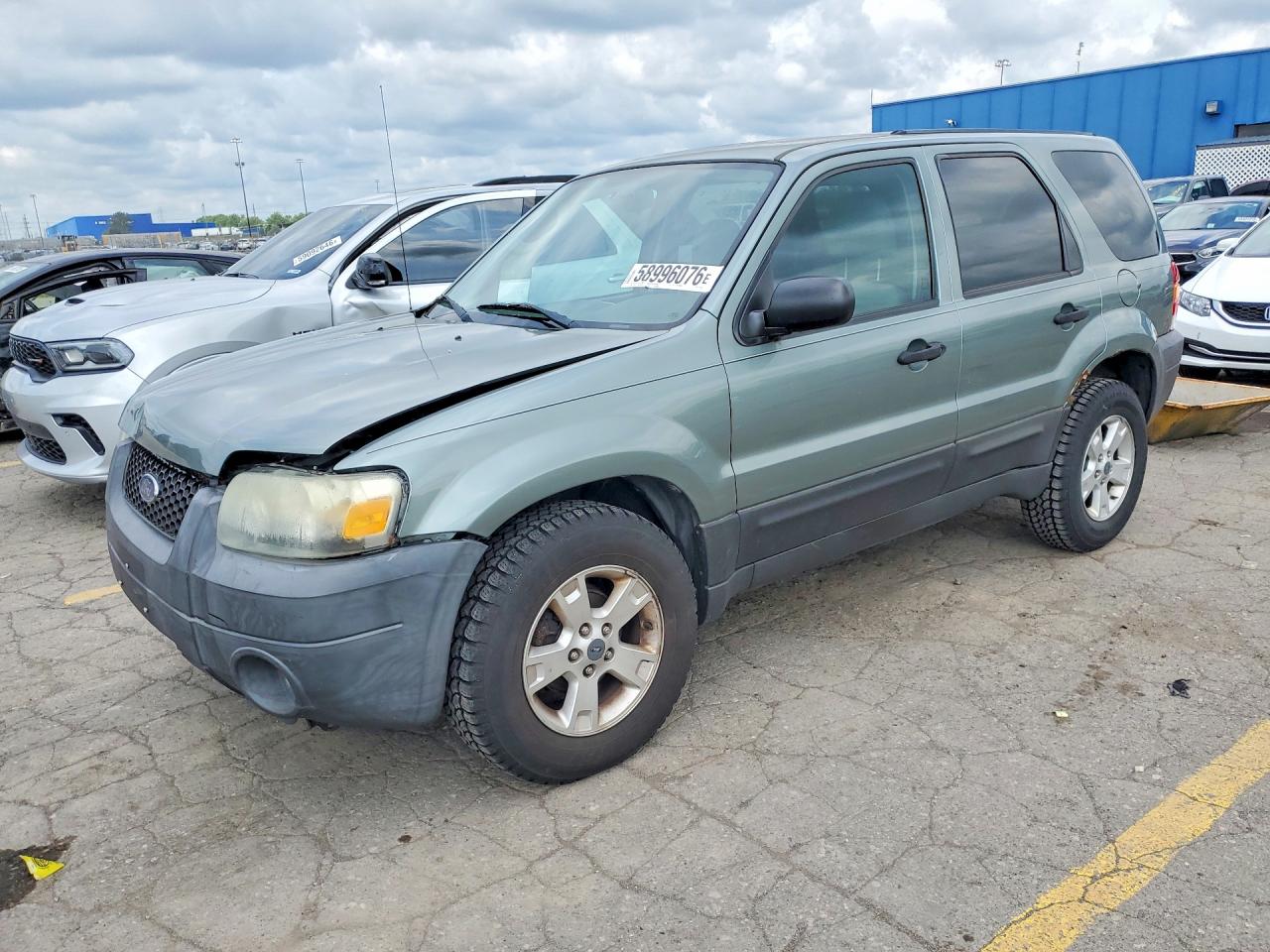 2005 FORD ESCAPE