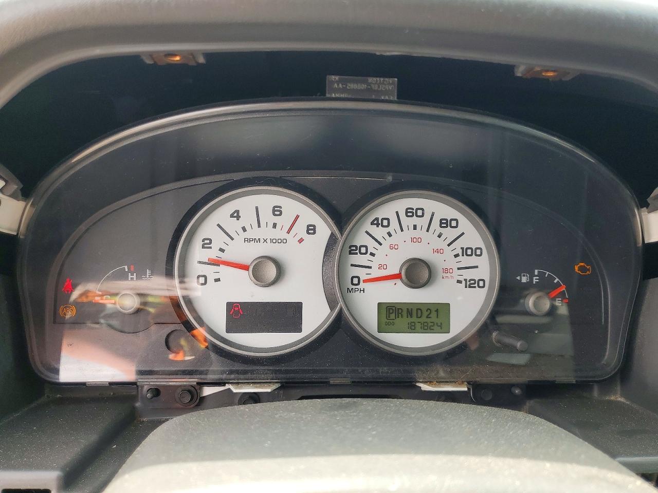 2005 FORD ESCAPE