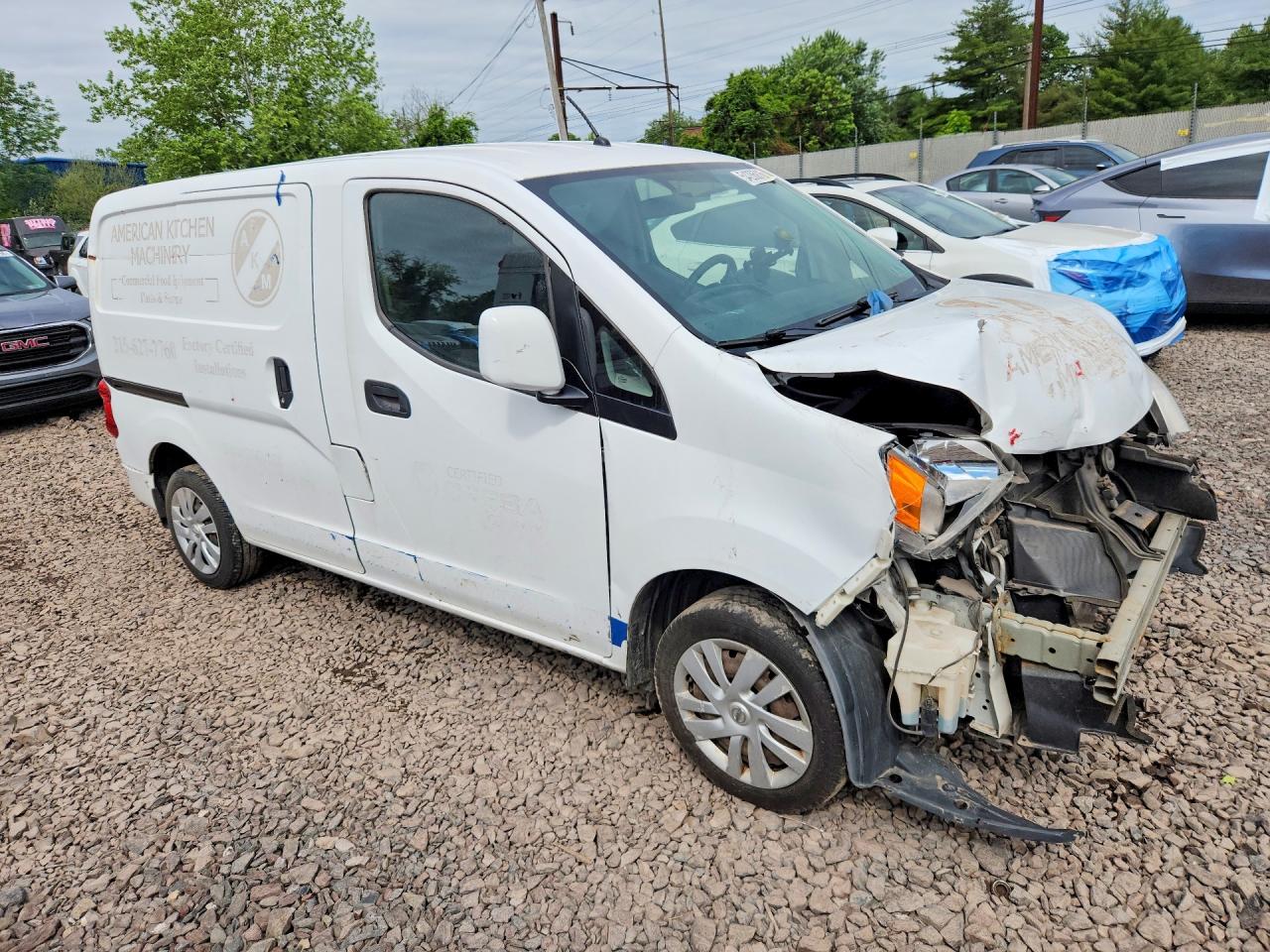 2017 NISSAN NV