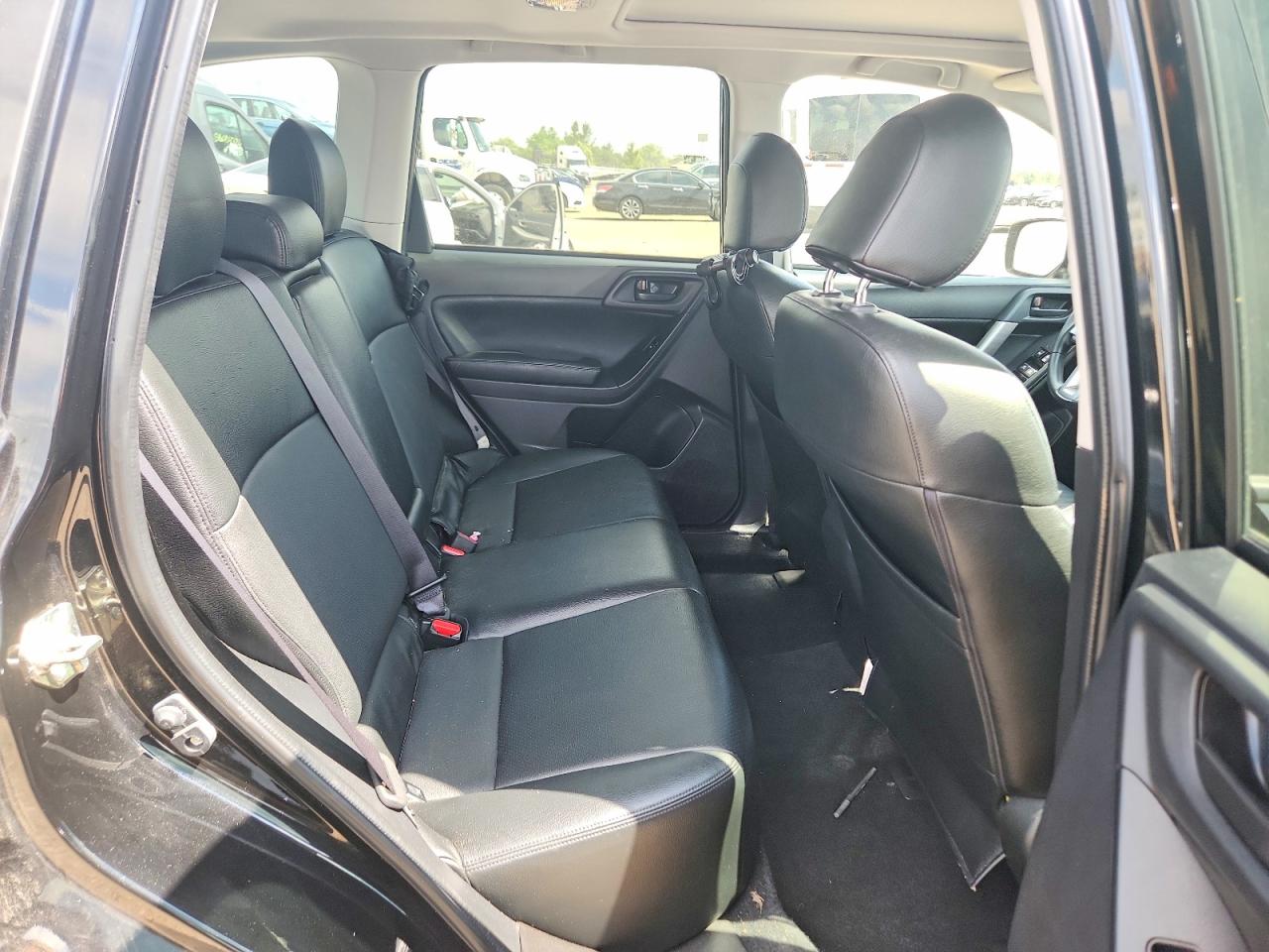 2017 SUBARU FORESTER