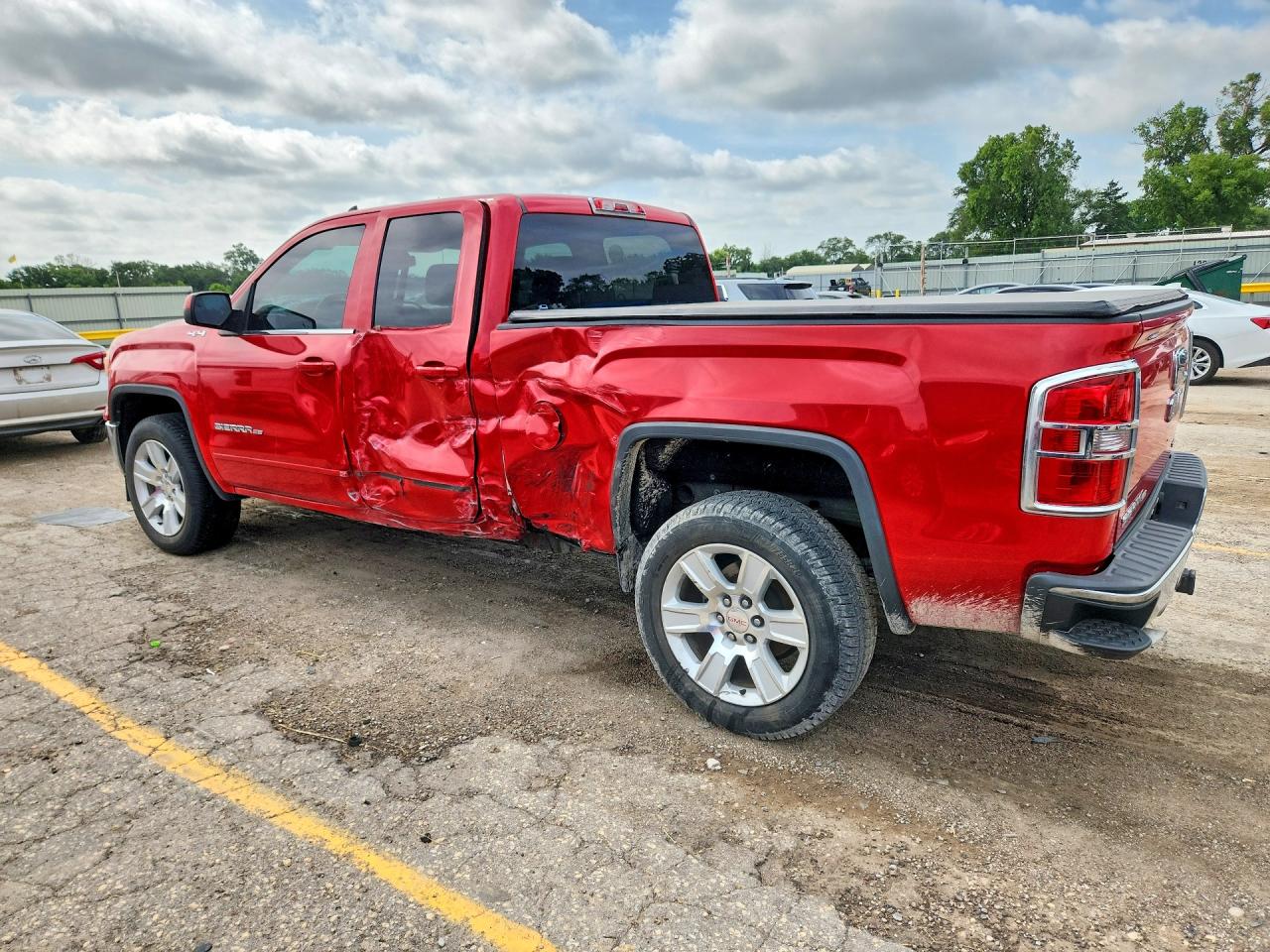 2015 GMC SIERRA
