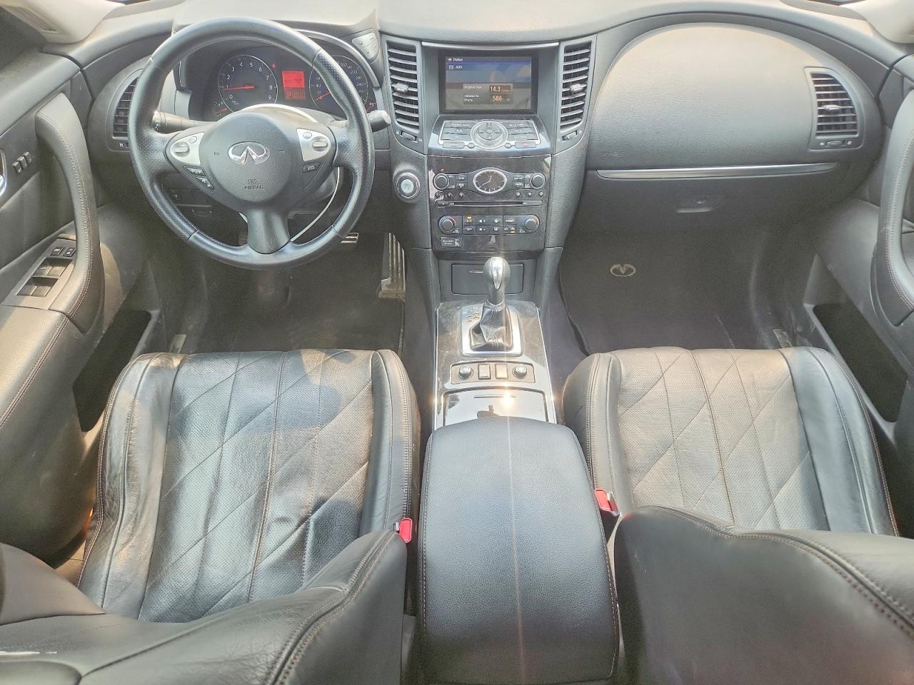 2010 INFINITI FX35