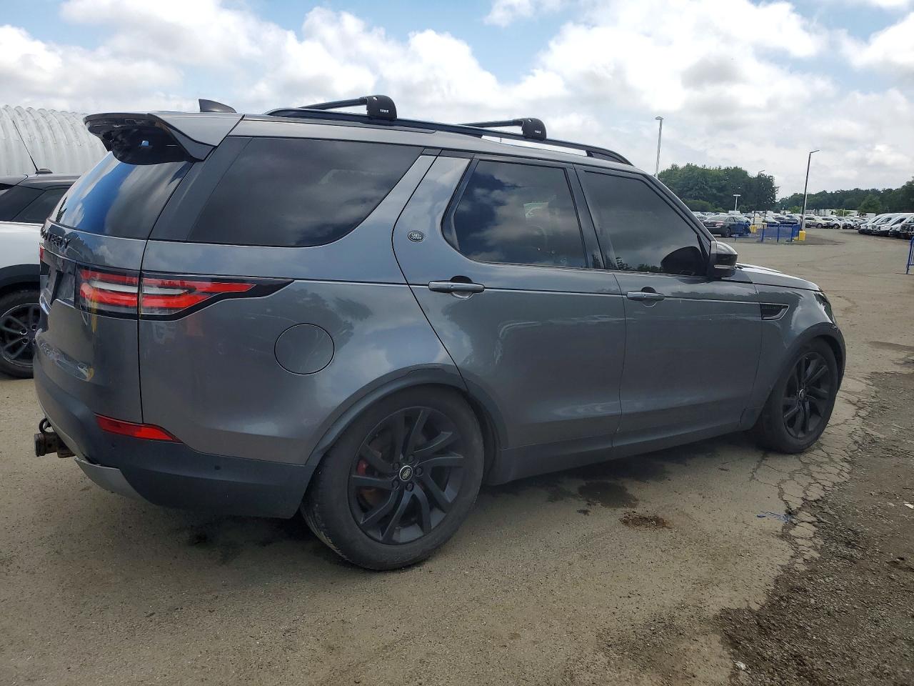 2017 LAND ROVER DISCOVERY