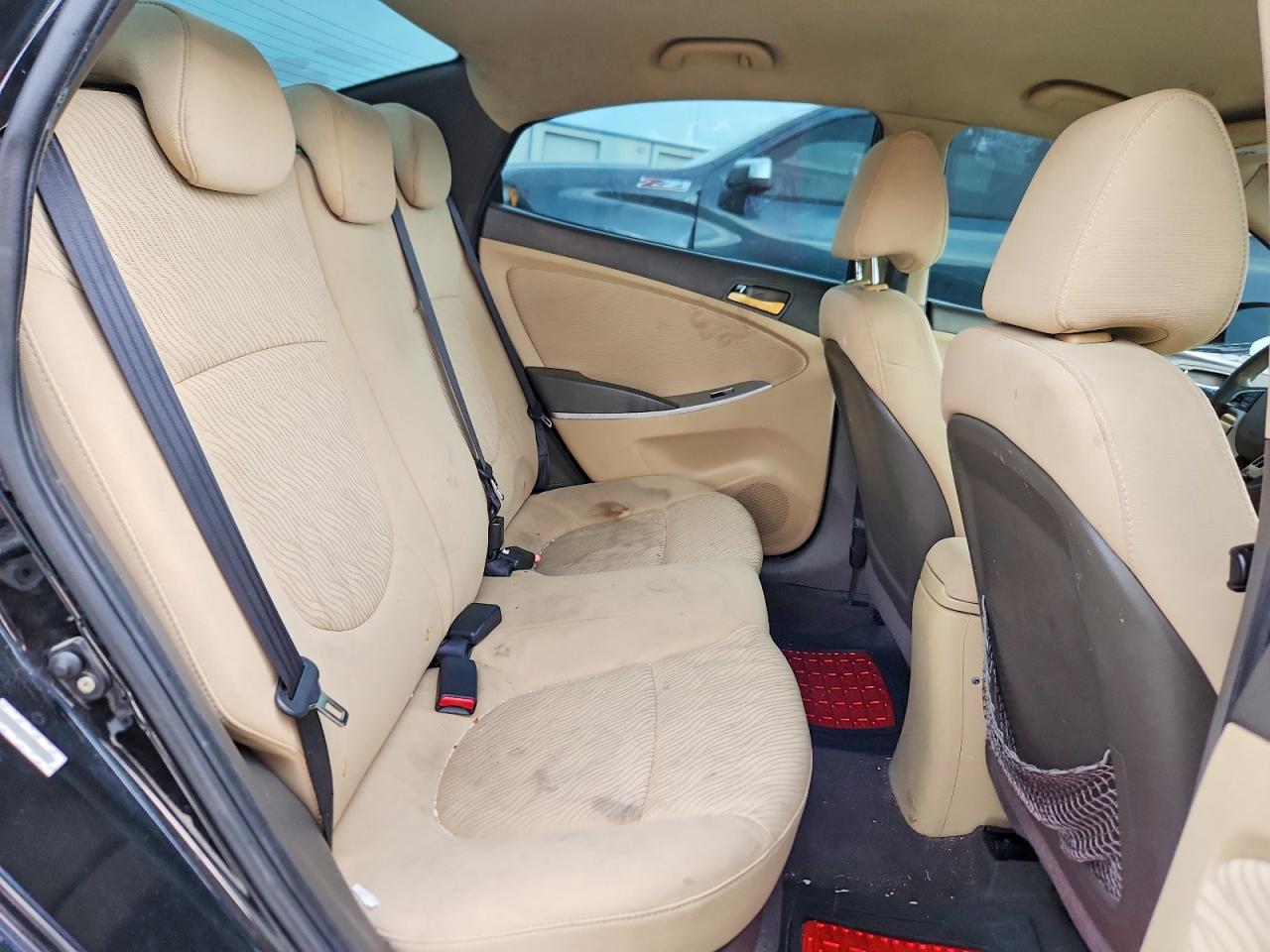 2012 HYUNDAI ACCENT
