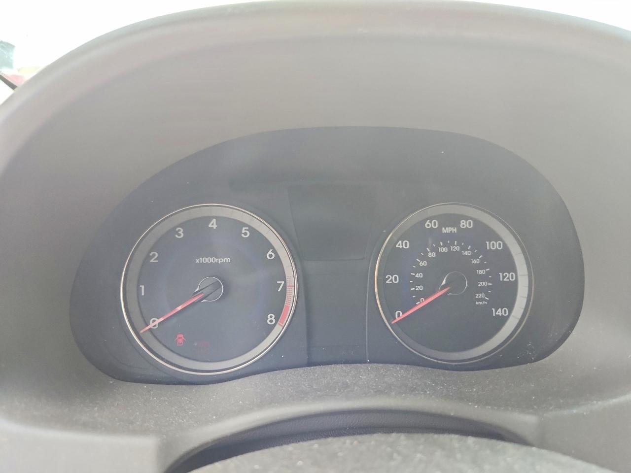 2012 HYUNDAI ACCENT