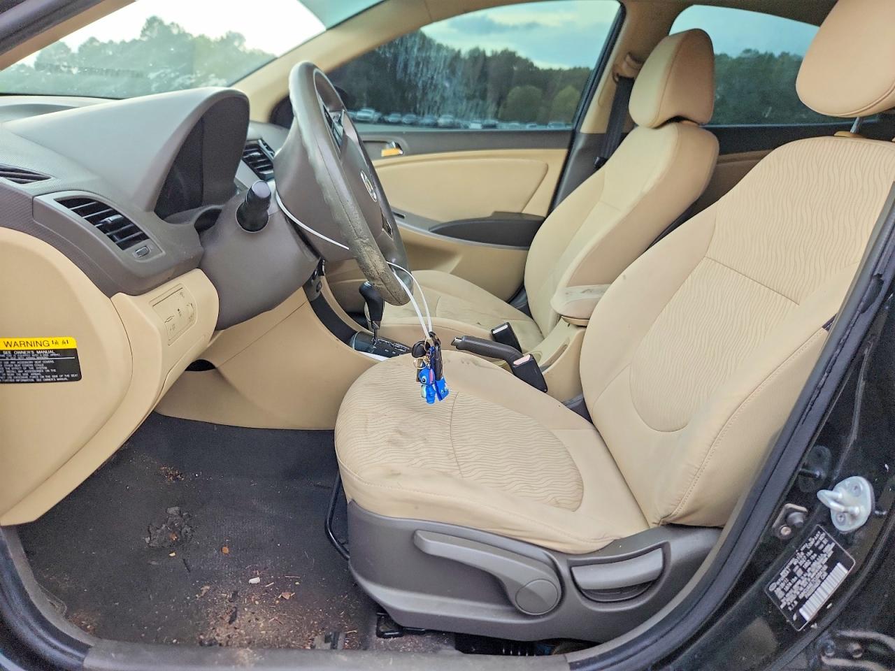 2012 HYUNDAI ACCENT