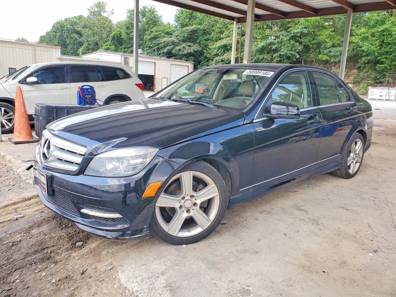 2011 MERCEDES-BENZ C-CLASS
