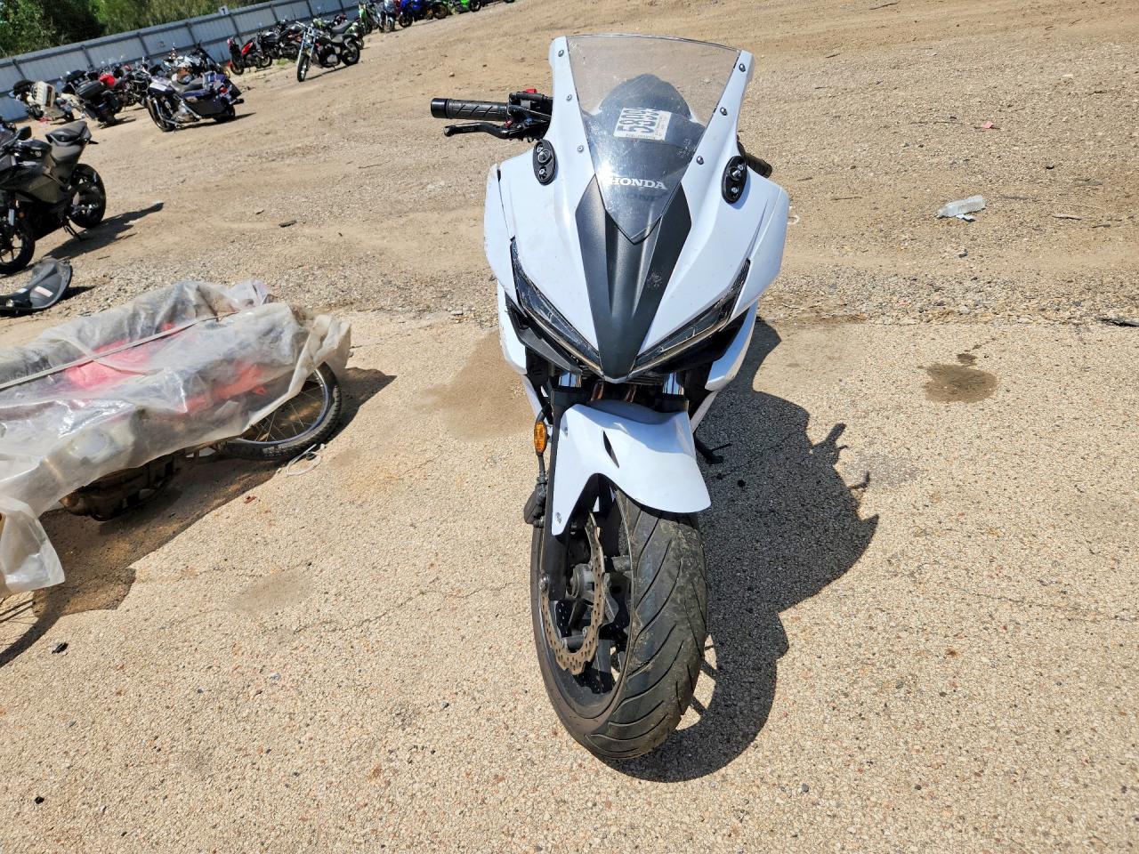 2016 HONDA CBR CYCLE