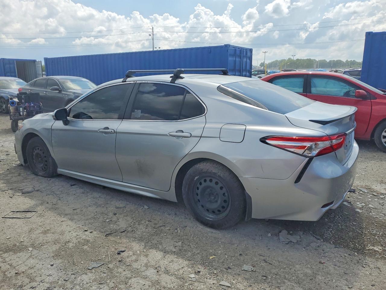 2018 TOYOTA CAMRY