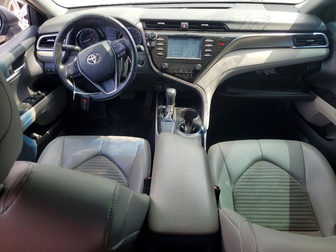 2018 TOYOTA CAMRY