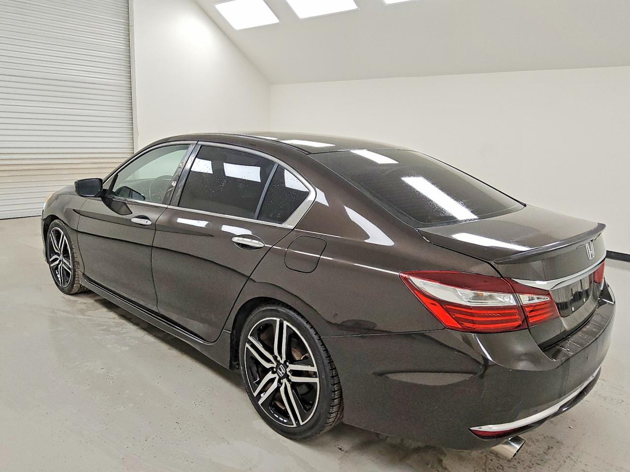 2016 HONDA ACCORD