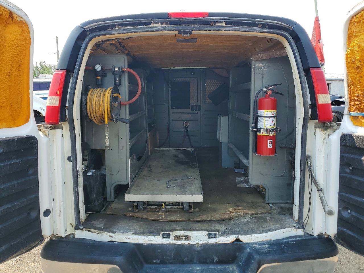 2012 CHEVROLET EXPRESS