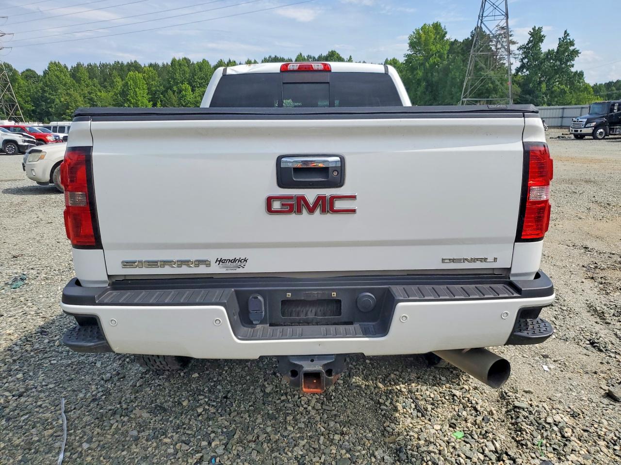 2017 GMC SIERRA