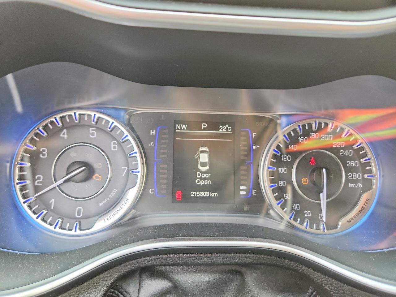 2015 CHRYSLER 200