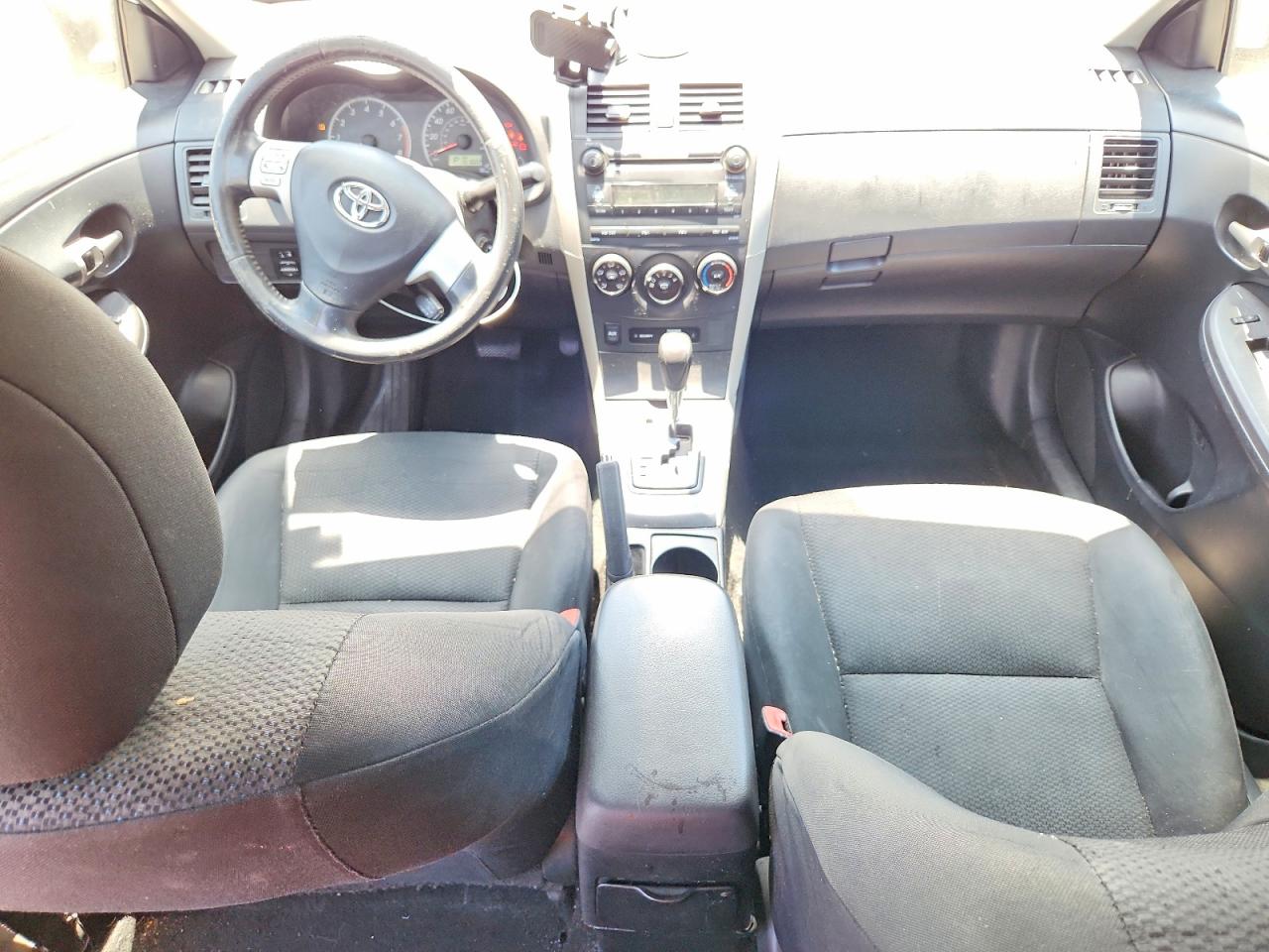 2009 TOYOTA COROLLA