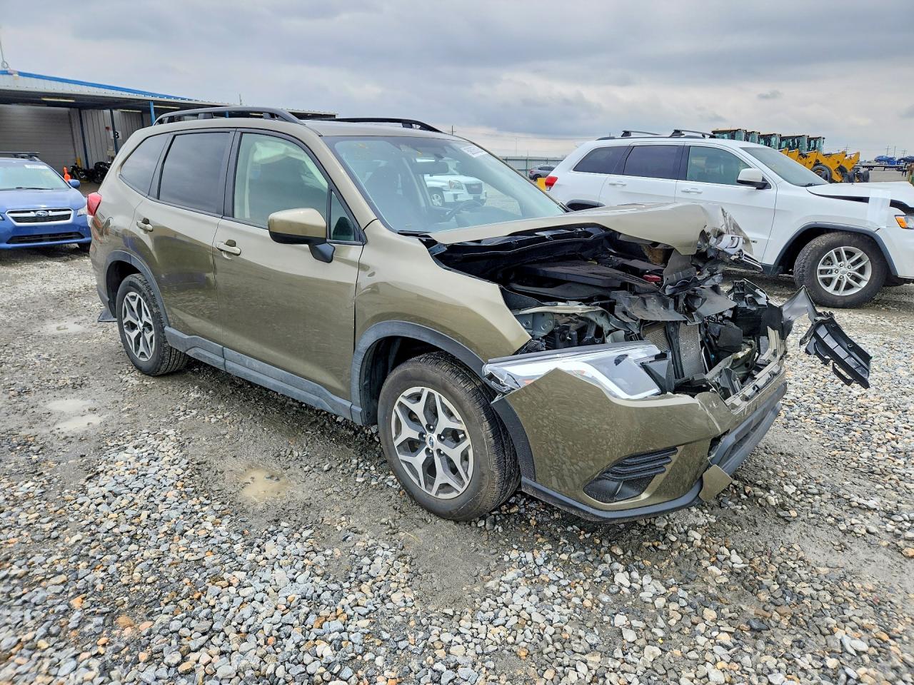 2024 SUBARU FORESTER