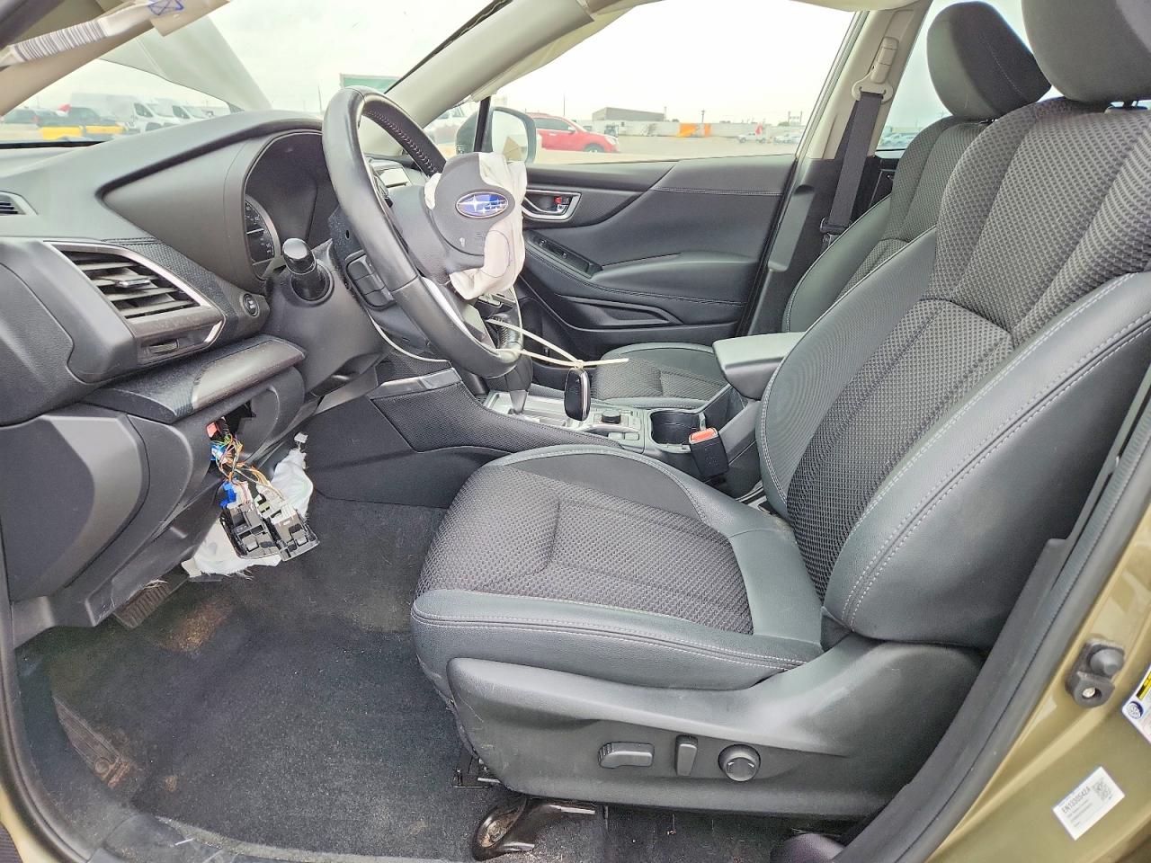 2024 SUBARU FORESTER