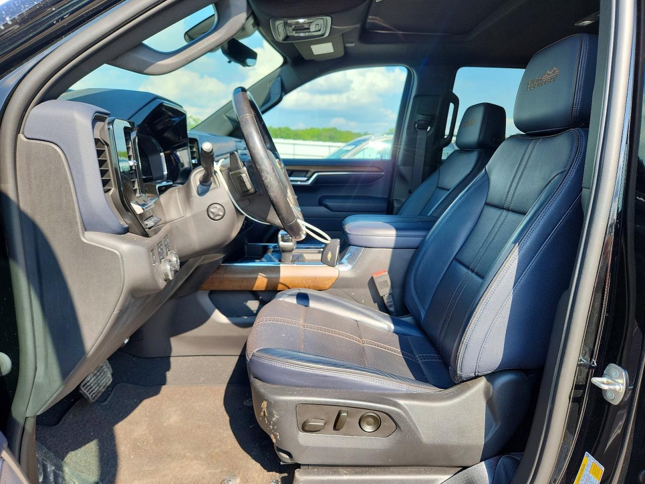 2023 CHEVROLET SILVERADO