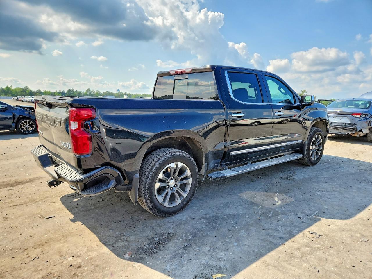 2023 CHEVROLET SILVERADO