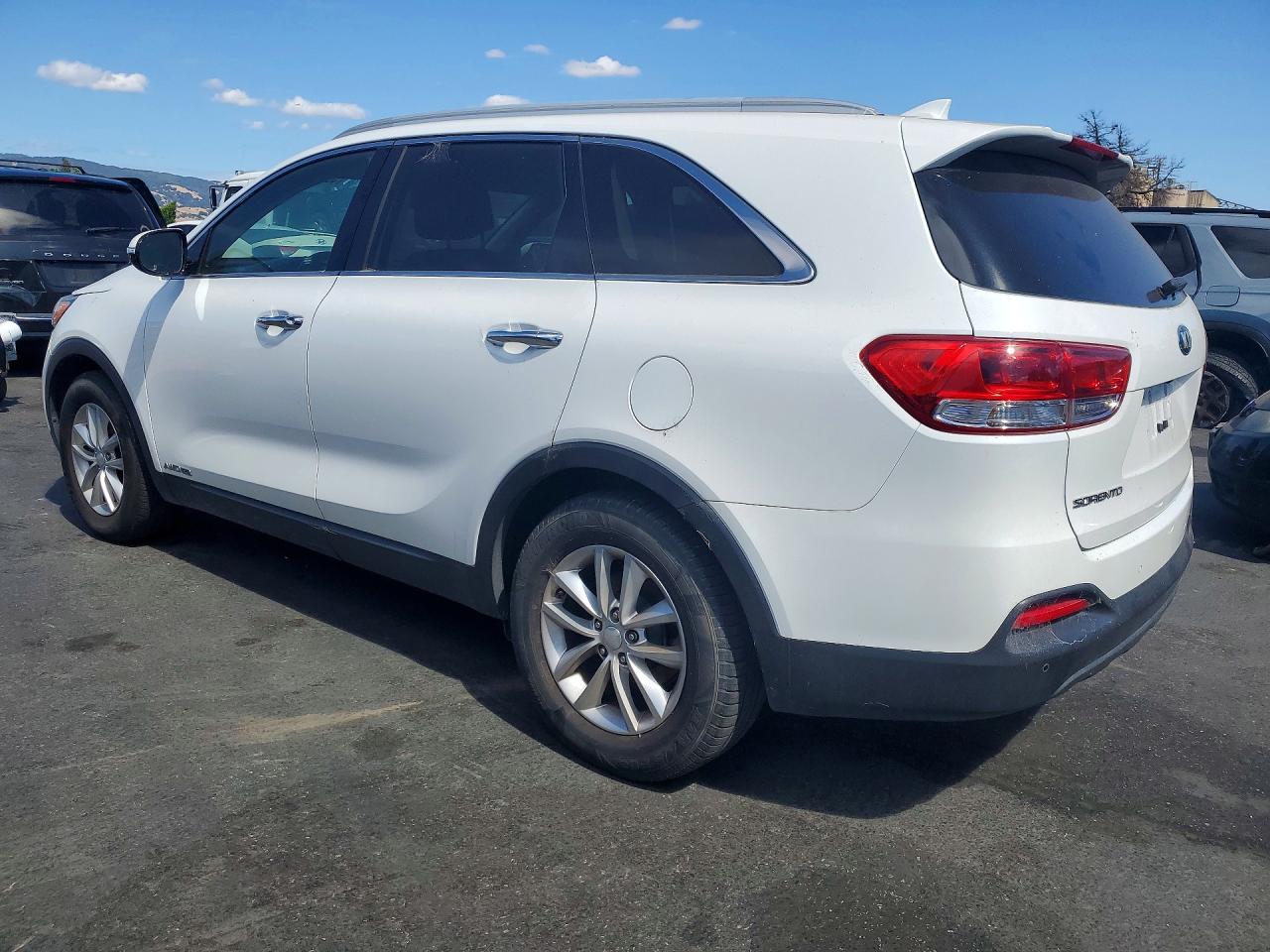 2017 KIA SORENTO