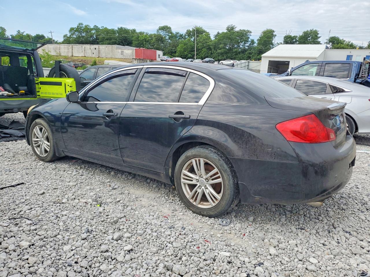 2012 INFINITI G25