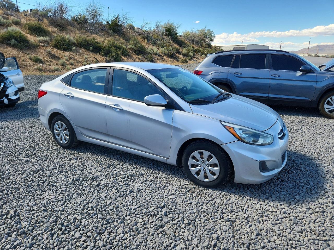 2016 HYUNDAI ACCENT