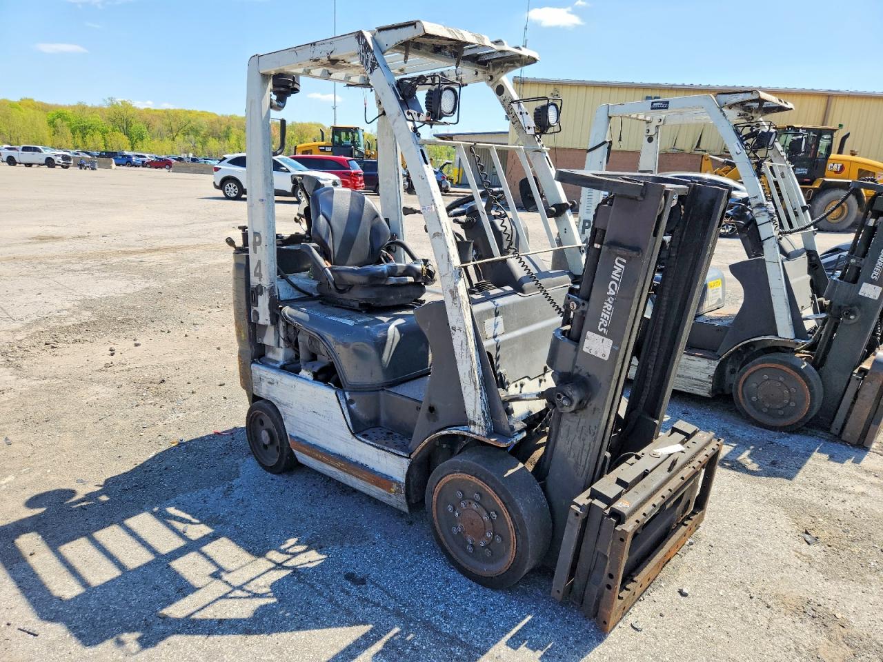 2016 UNICARIERS FORKLIFT