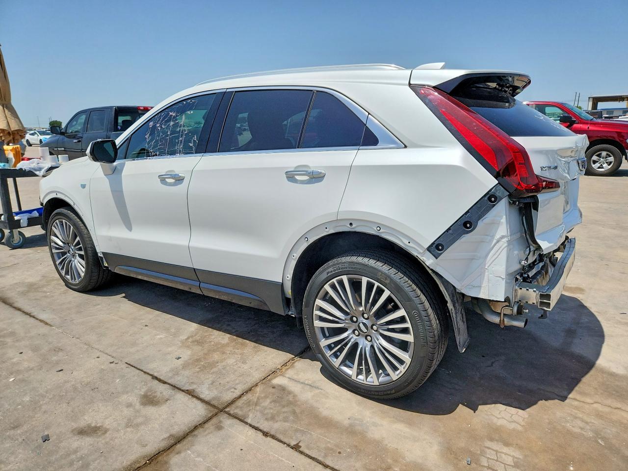 2024 CADILLAC XT4