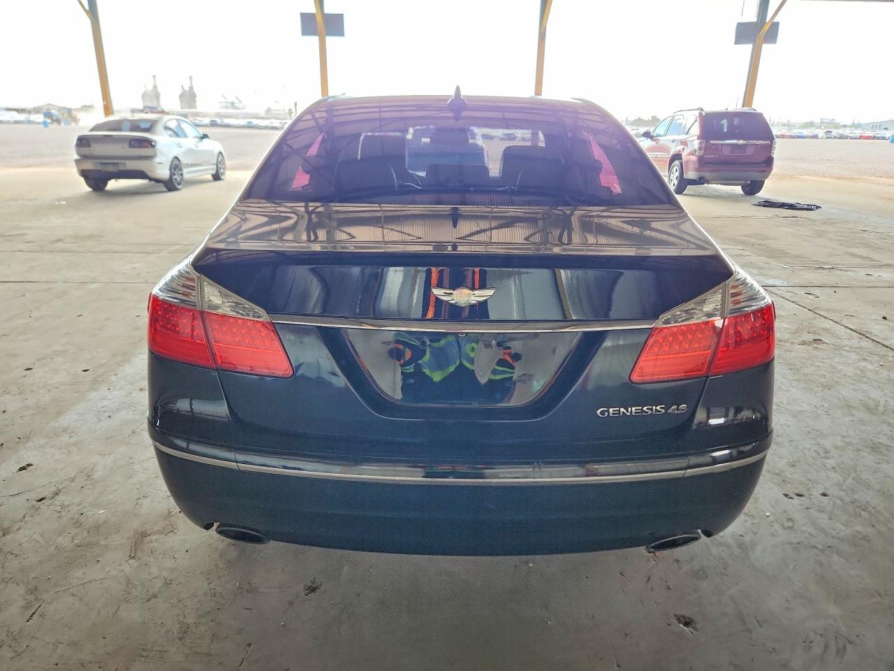 2011 HYUNDAI GENESIS