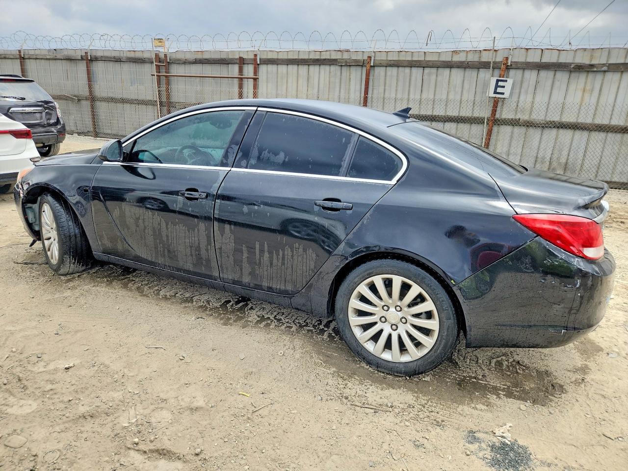 2011 BUICK REGAL