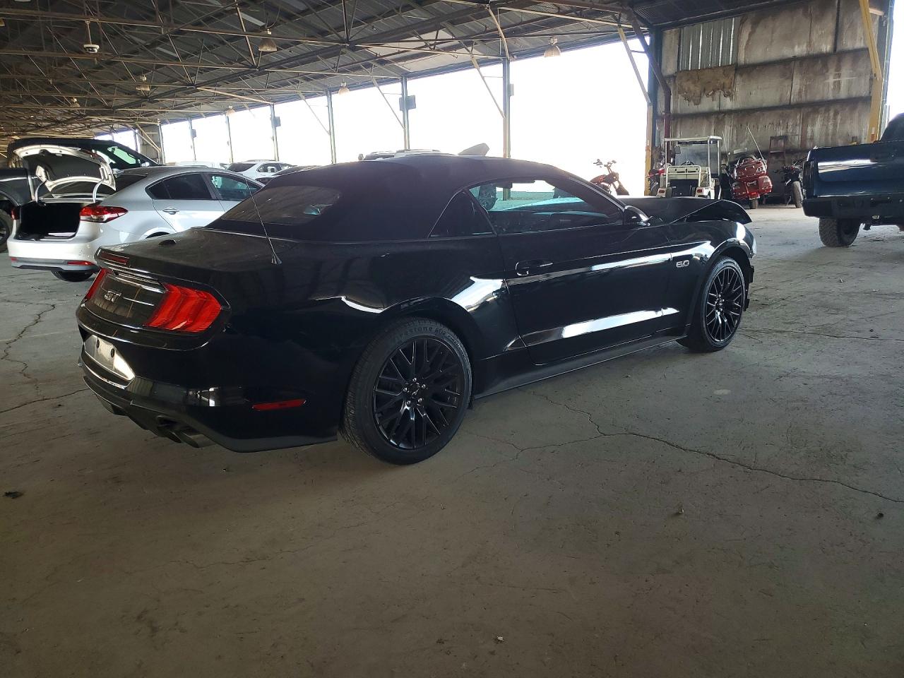 2022 FORD MUSTANG