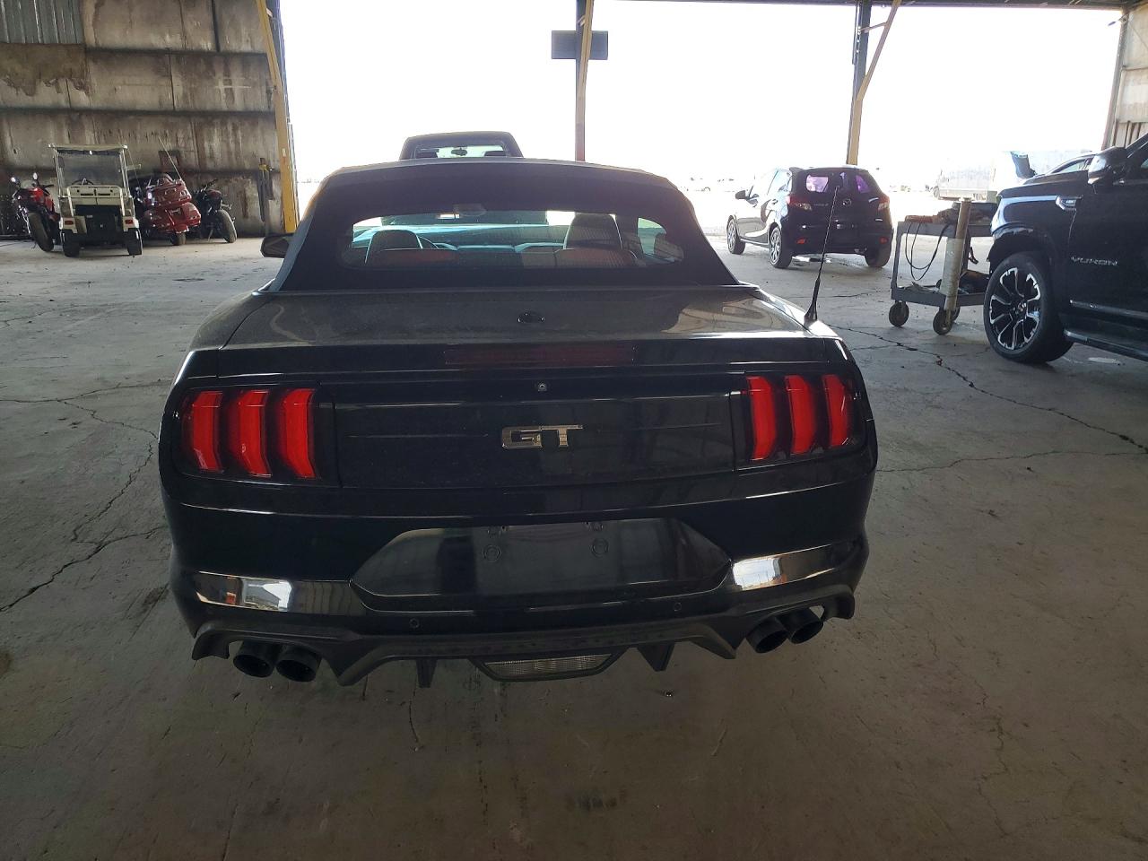 2022 FORD MUSTANG