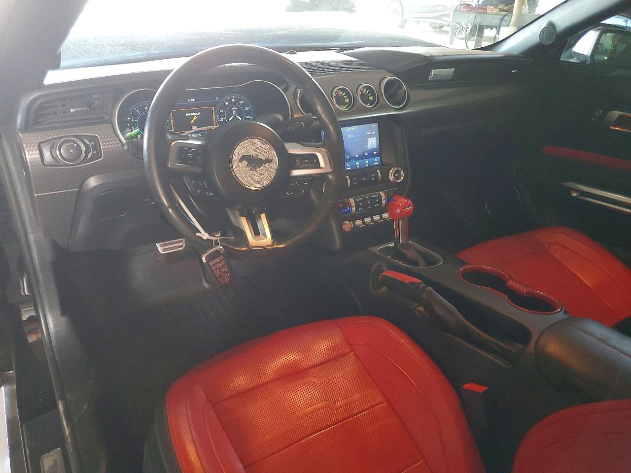 2022 FORD MUSTANG
