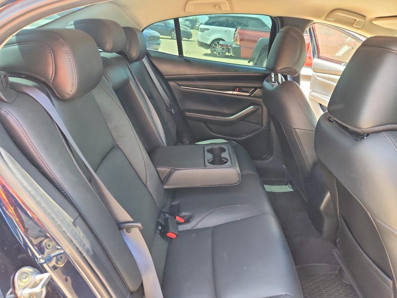 2025 MAZDA MAZDA3