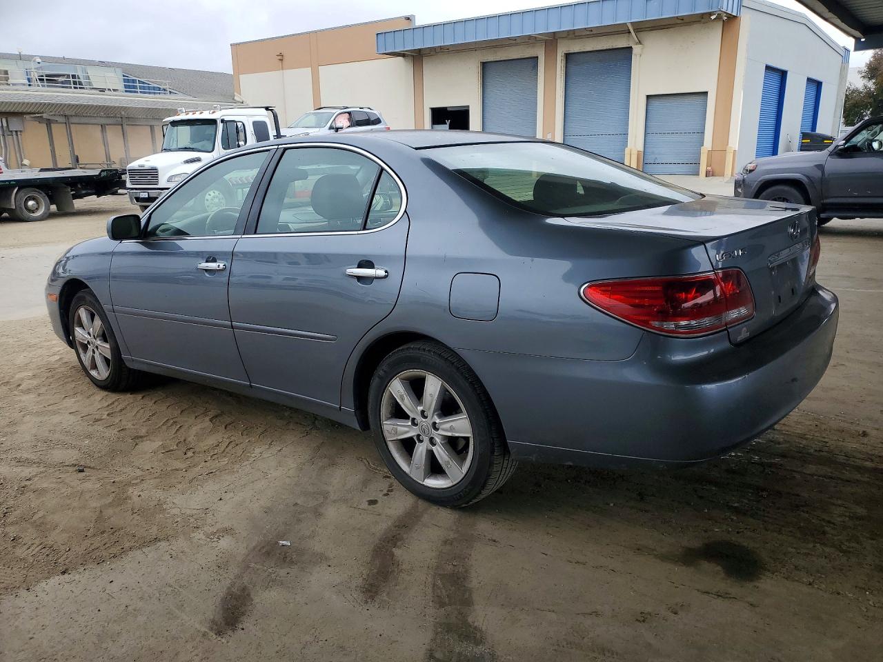 2005 LEXUS ES330